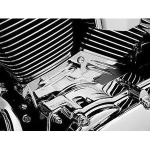 Harley FXST Softail Standard 2000-2006Cylinder Base Side Cover Chrome Kuryakyn