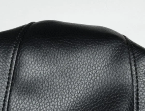 Saddle cover Xtreme Black fitting on La Souris / Riva