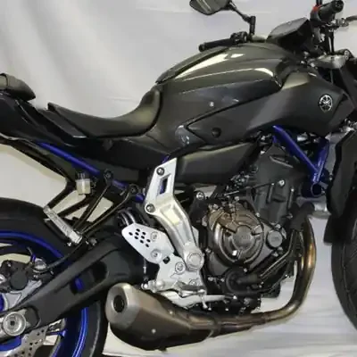 TechSpec Yamaha FZ-07 / MT-07 14-17 Tank Grip
